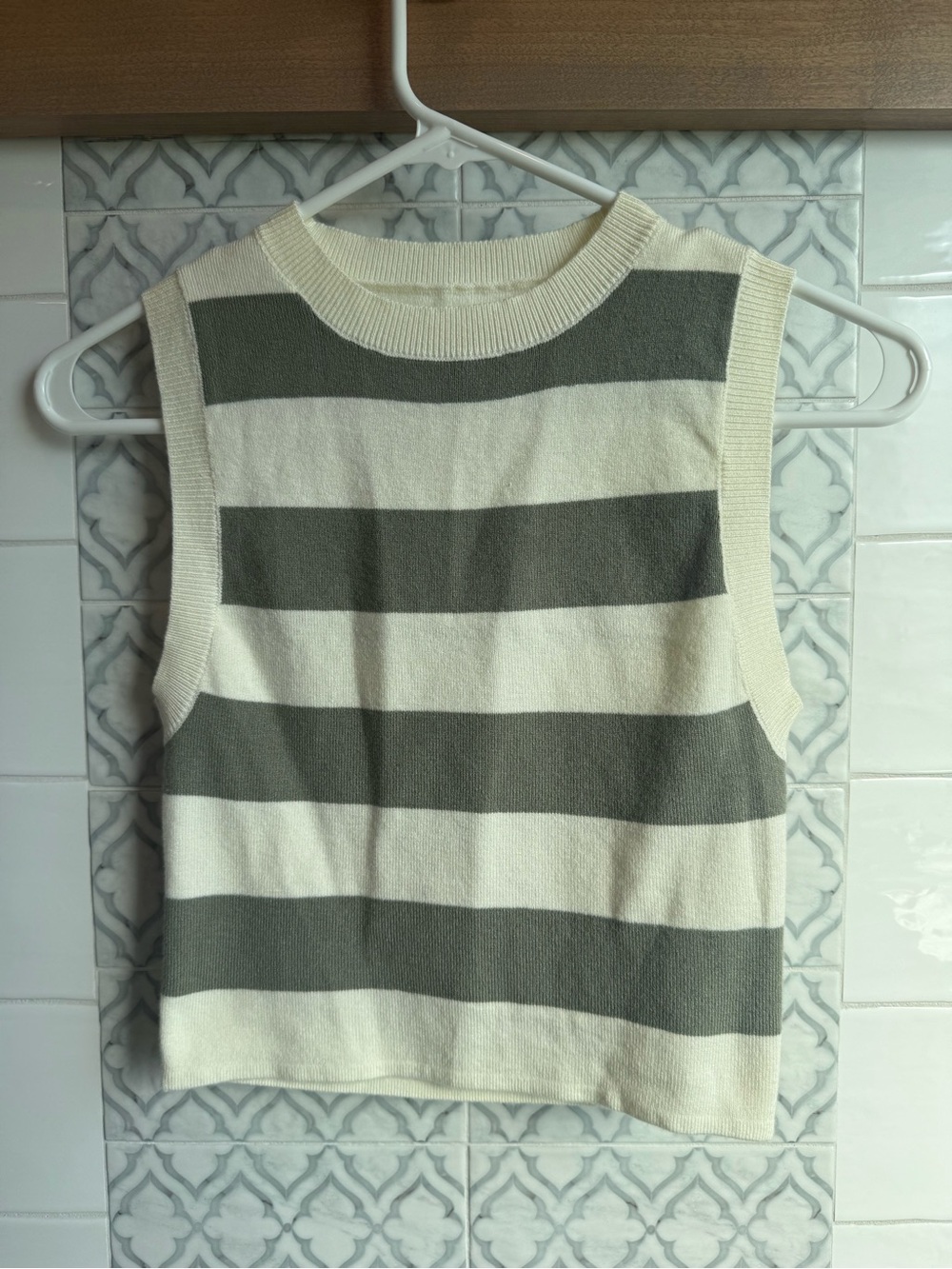 Striped Sleeveless Knit Tank Top - Cream and Gray